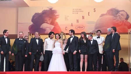 Cannes’da Godard’a Hürmet Duruşu