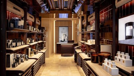 130 Yıldır İstanbul’dan Dünyaya Uzanan Koku Seyahati: Atelier Rebul