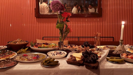 “A Table On Mange”: İstanbul’un Değişen Sofralarında Buluşmak