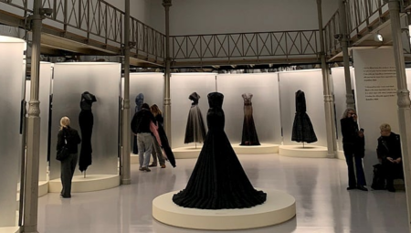 Azzedine Alaïa: Vaktin Dışında Bir Usta