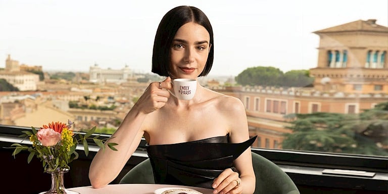“Emily in Paris”in Roma’ya Uzanan “La Dolce Vita” Tarzı