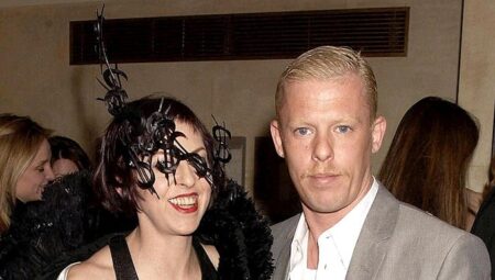 Joe Cole, Isabella Blow Biyografisinde Alexander McQueen Rolünde