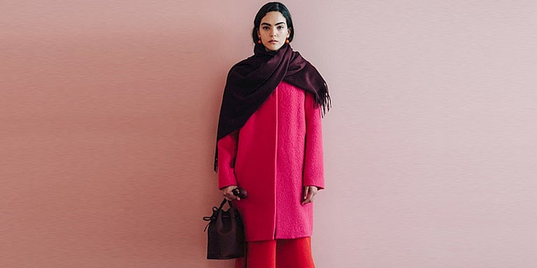 Kusursuz Bucket Bag Arayışı: Şıklık ve Fonksiyonellik Tek Formda