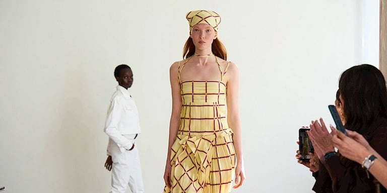 Londra Moda Haftası: Emilia Wickstead İlkbahar/Yaz 2026