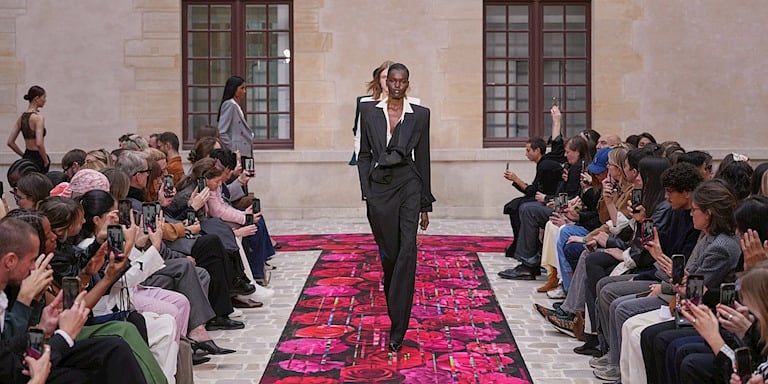 Paris Moda Haftası: Burç Akyol İlkbahar/Yaz 2026