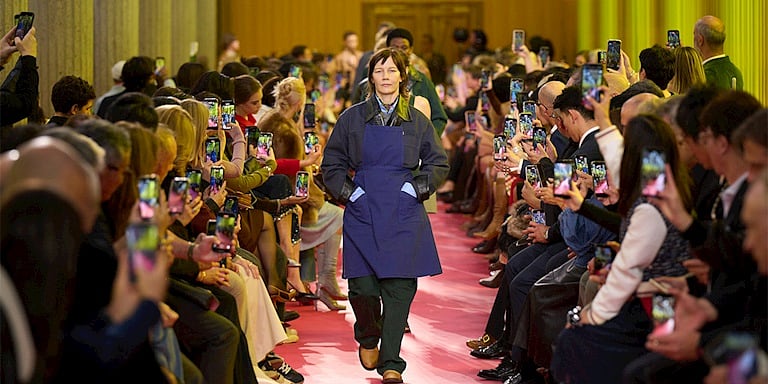 Paris Moda Haftası: Miu Miu İlkbahar/Yaz 2026