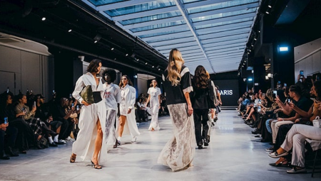 Paris Moda Haftası’nda Essin Baris’ten Sinematik Bir Öykü: La Femme En Scène