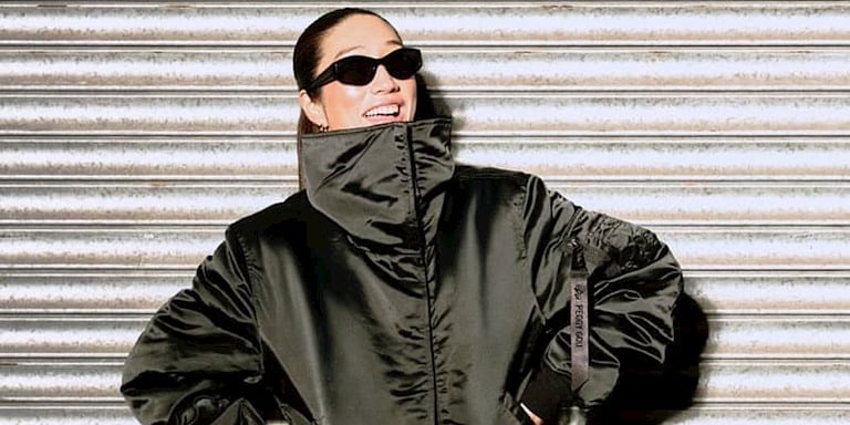 Peggy Gou × Alpha Industries İşBirliğiyle Gece Hayatı Sokak Tarzıyla Buluşuyor