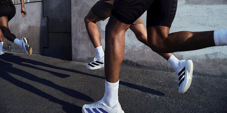 Sürat ve Tarz Bir Ortada: adidas Adizero Evo SL 2025