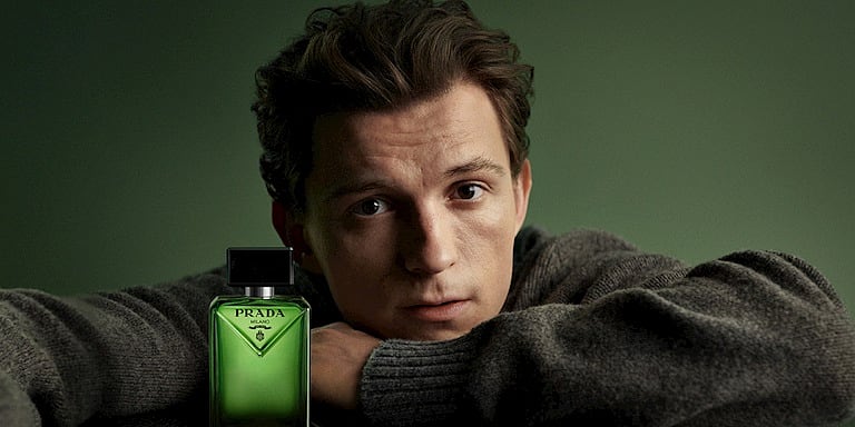 Tom Holland Ve Prada Beauty Bir Ortada