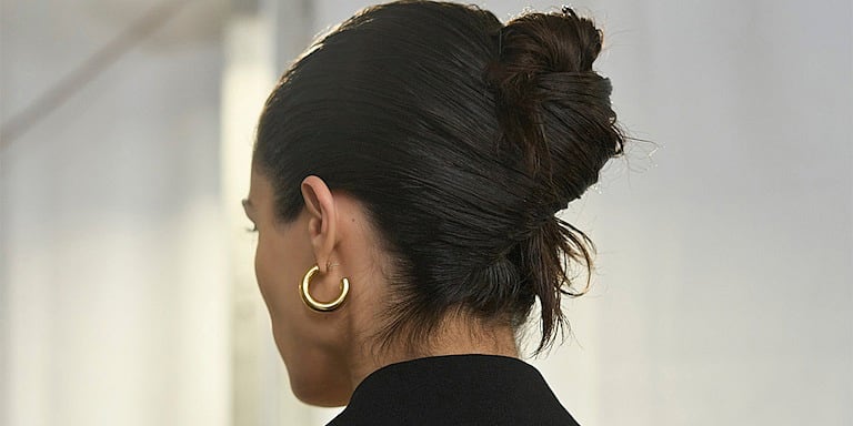 Vakitsiz Zarafetin Sırrı: French Twist & French Pin İkilisi 
