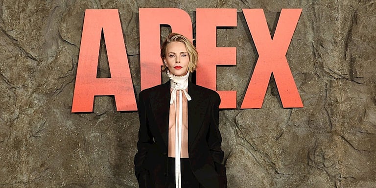 Charlize Theron’dan Dikkat Alımlı Tarz Atılımı